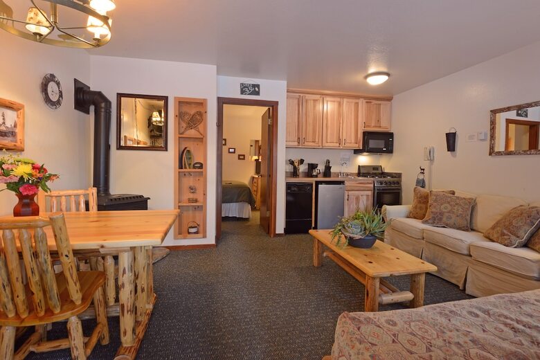 Hotel Franciscan Lakeside Lodge