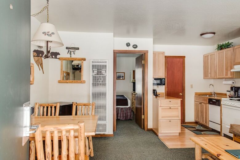 Hotel Franciscan Lakeside Lodge