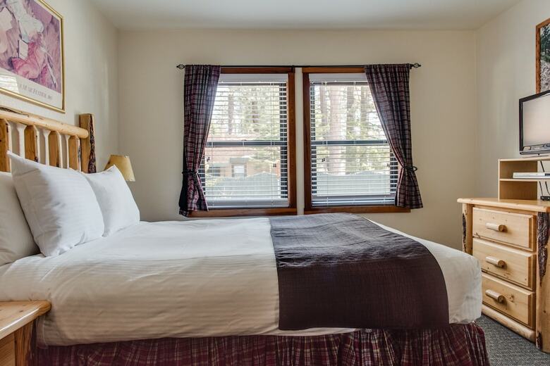 Hotel Franciscan Lakeside Lodge