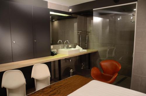 Amosa Li�ge City Centre Hotel