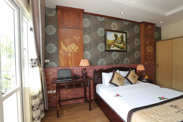 Hanoi Golden Charm Hotel