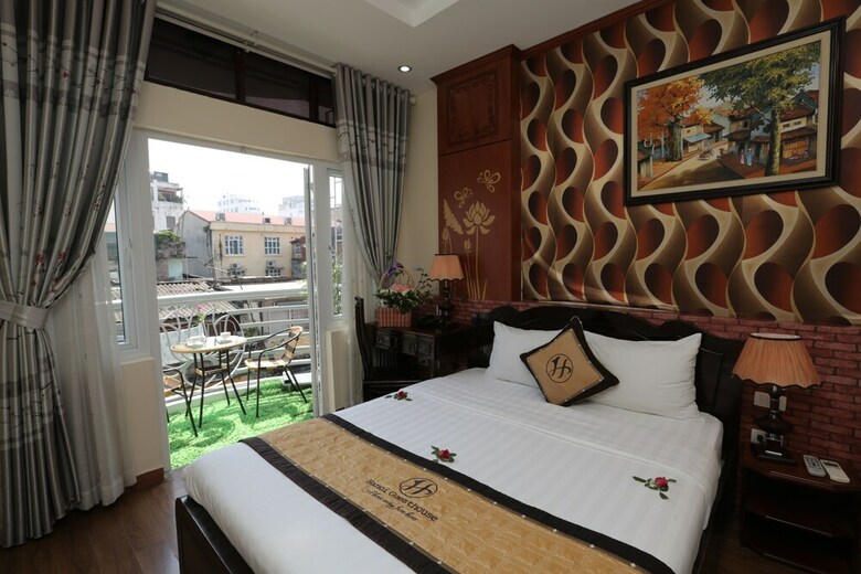 Hanoi Golden Charm Hotel