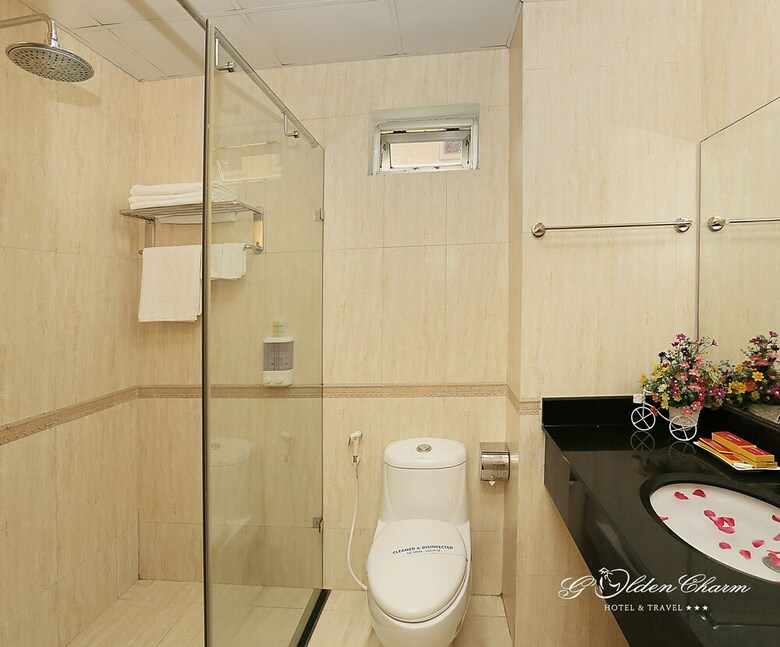 Hanoi Golden Charm Hotel