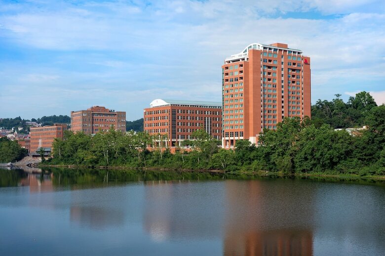 Hotel Morgantown Marriott At Waterfront Place