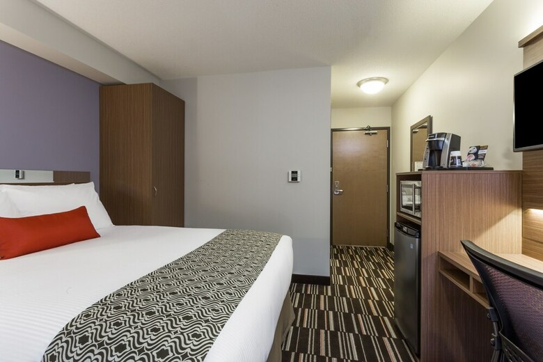 Hotel Microtel Inn & Suites By Wyndham Fort St John