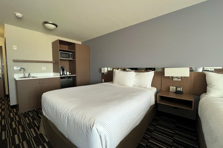 Hotel Microtel Inn & Suites By Wyndham Fort St John