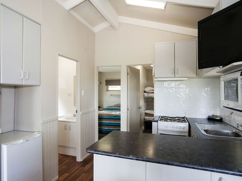 Nrma Bairnsdale Riverside Holiday Park