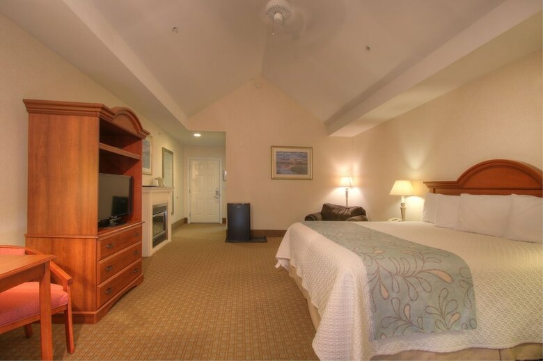 Ogunquit Hotel & Suites