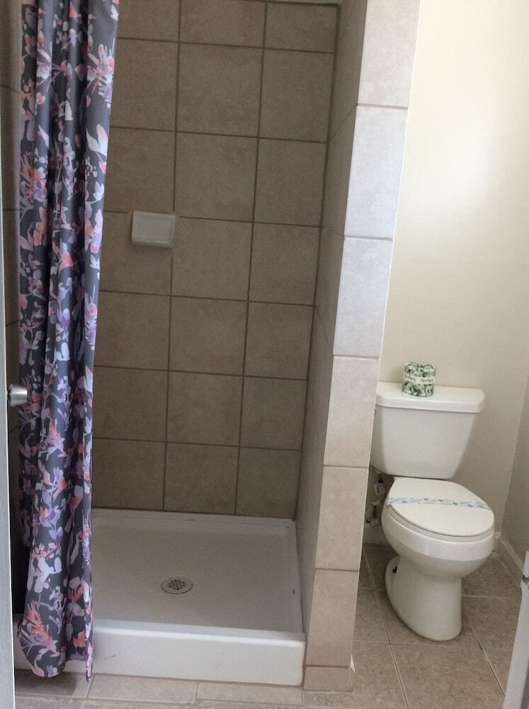 Motel Stateline Economy Inn & Suites
