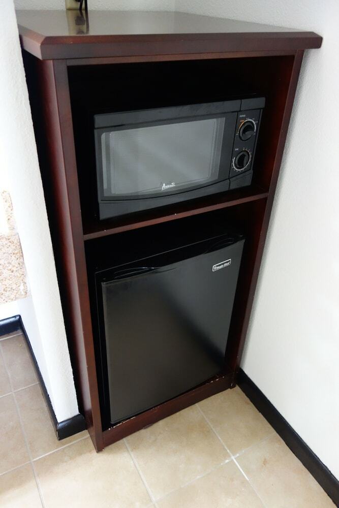 Motel Vip Inn And Suites