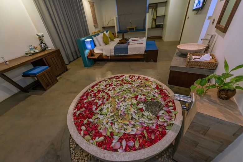 Hotel Chez Moi Suite And Spa