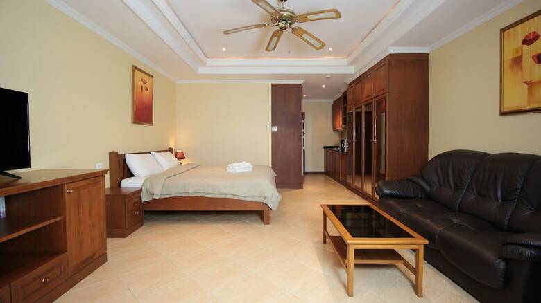 View Talay 3 Beach Apartments