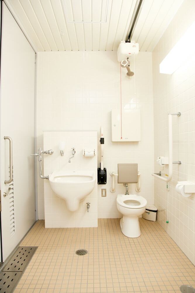 Hostal Shin-osaka Youth Hostel