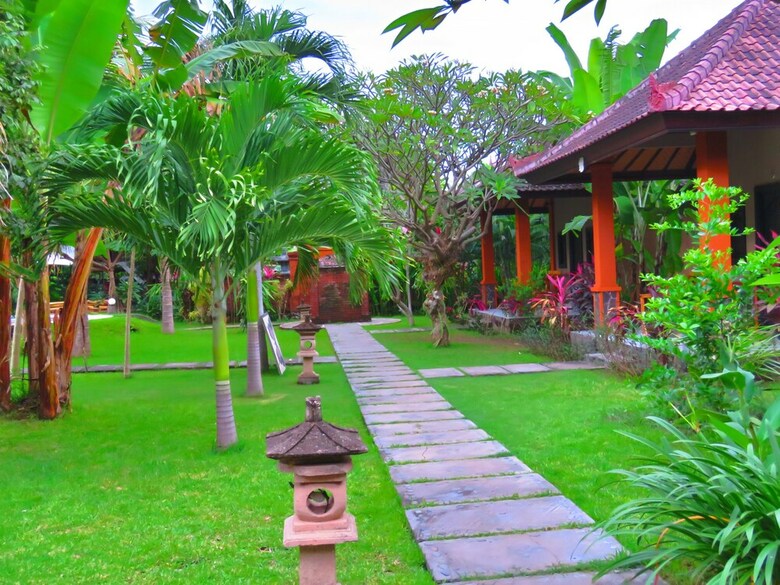 Hotel Suka Sari Cottages