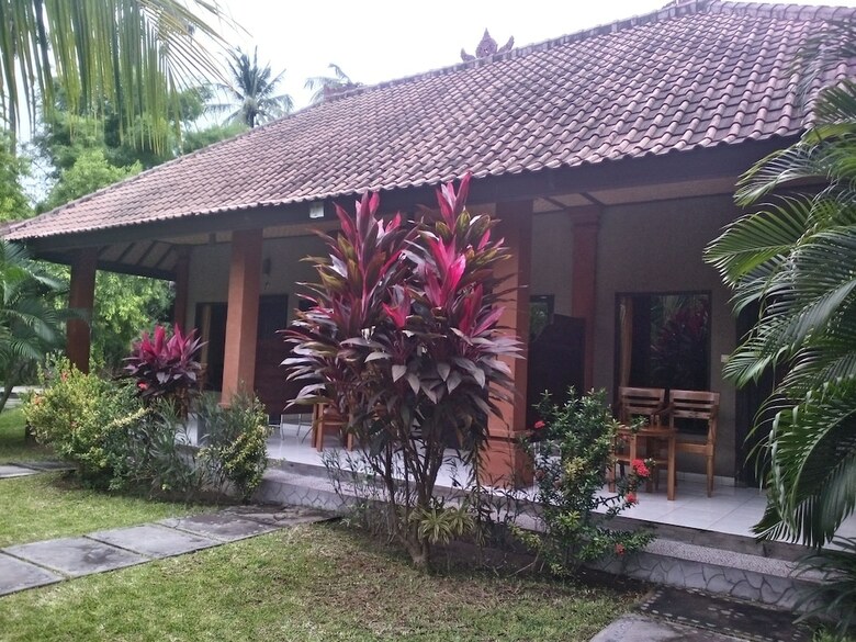 Hotel Suka Sari Cottages
