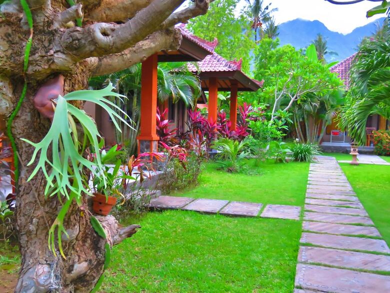 Hotel Suka Sari Cottages