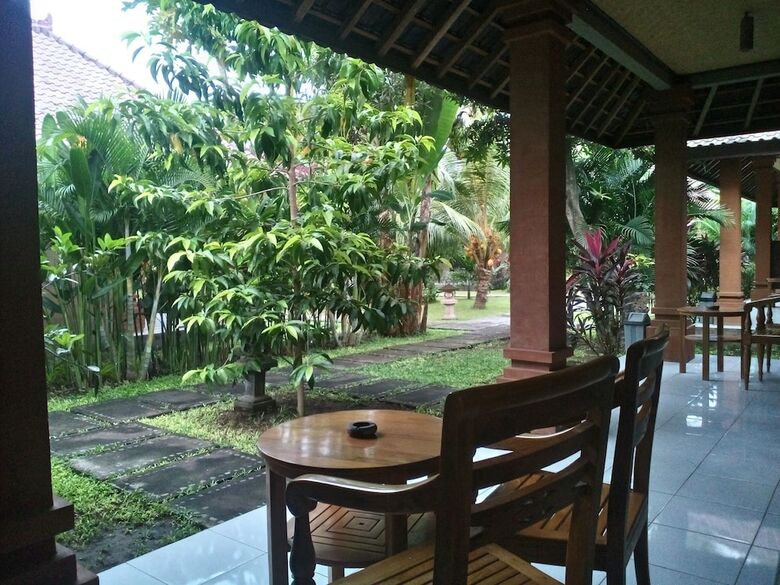 Hotel Suka Sari Cottages