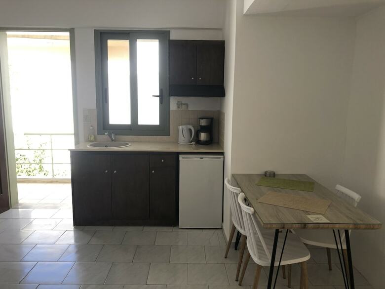 Oleander Apartments