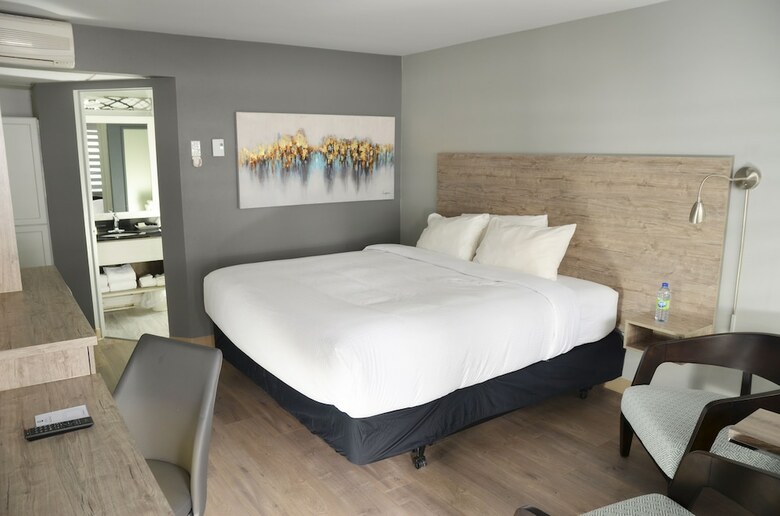 Danny?s Hotel Suites, Surestay Collection By Best Western