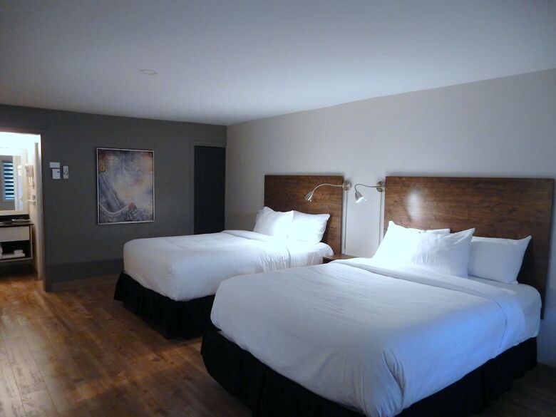 Danny?s Hotel Suites, Surestay Collection By Best Western