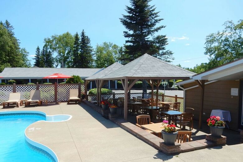 Danny?s Hotel Suites, Surestay Collection By Best Western