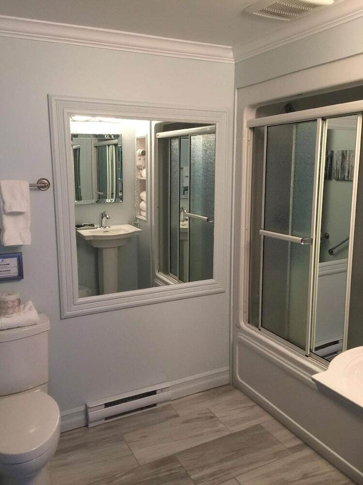 Danny?s Hotel Suites, Surestay Collection By Best Western