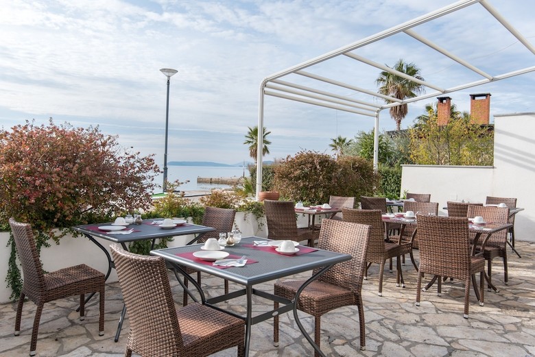 Hotel Beachfront Villa Mediteran