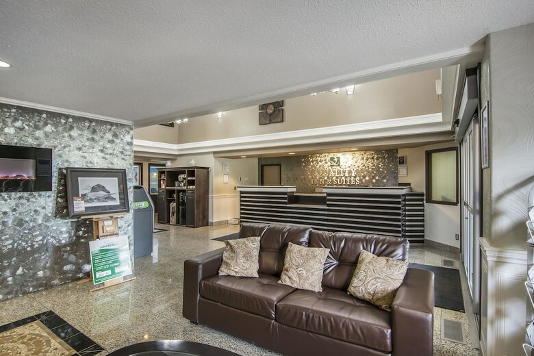 Hotel Quality Inn And Suites