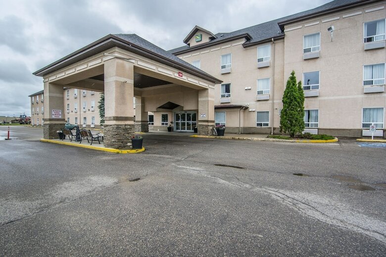 Hotel Quality Inn And Suites