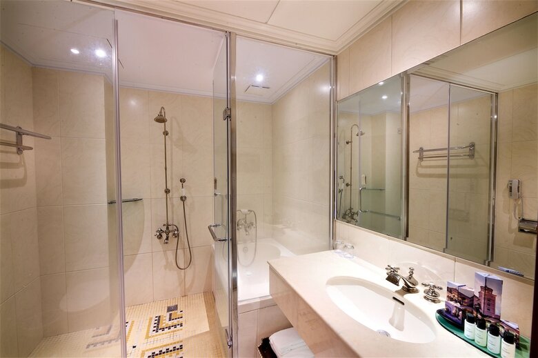 Shangrila Boutique Hotel