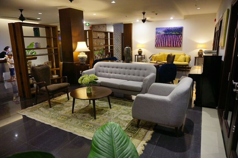 Dan Oasis Beach Hotel And Apartment
