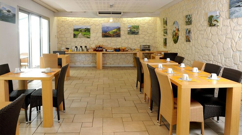 Hotel Restaurant Du Pont D'ascain