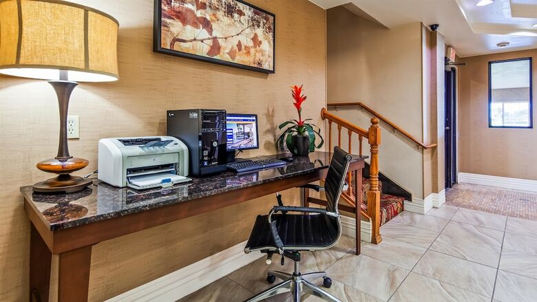 Motel Best Western Parsons Inn