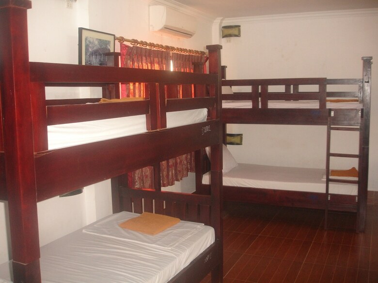 Hotel Jasmine Family Hostel