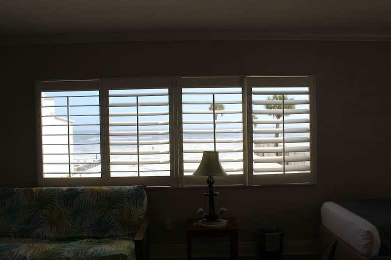 Shoreline Suites & Cabana Cottages