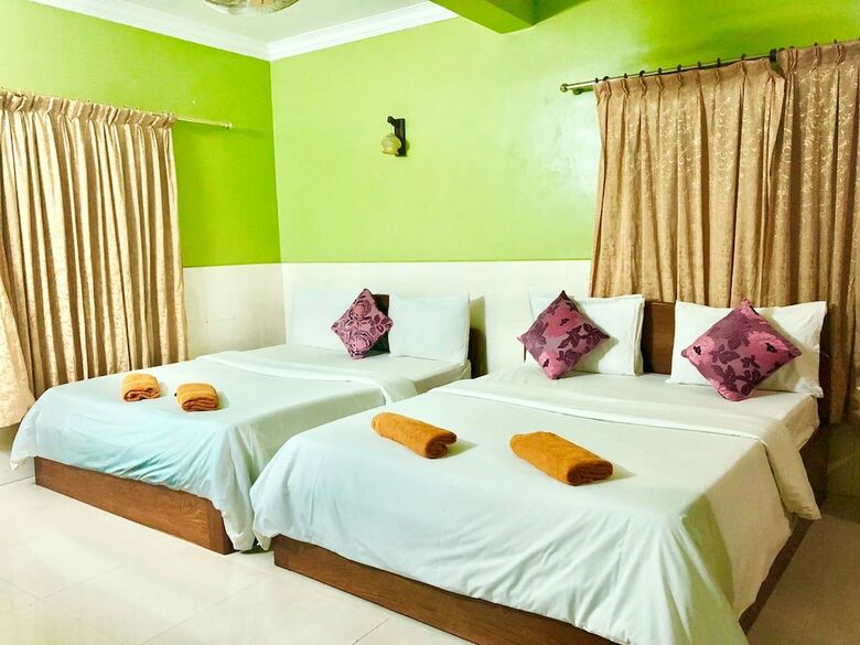 Hotel Jasmine Lodge