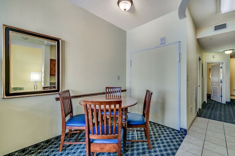 Hotel Dunes Village Resort