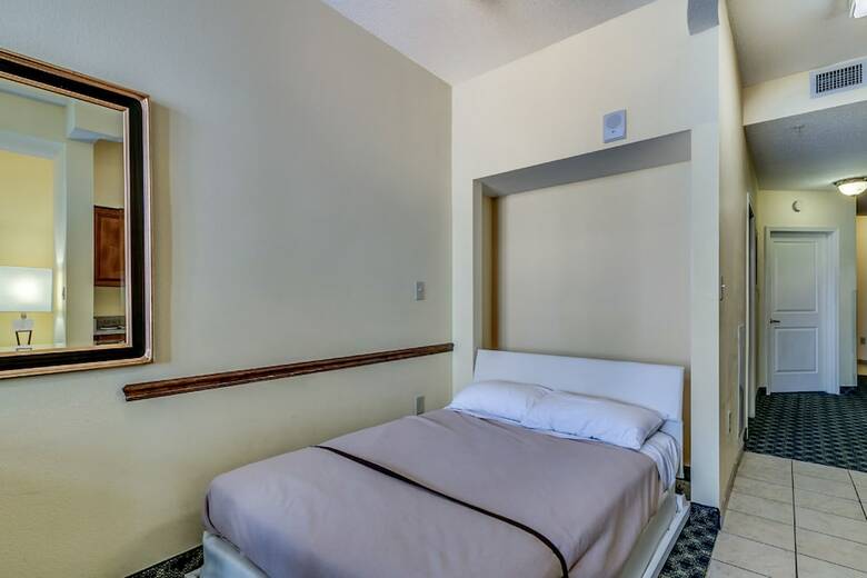 Hotel Dunes Village Resort