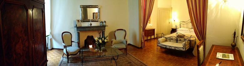 Antica Dimora B&B In Historic Residence