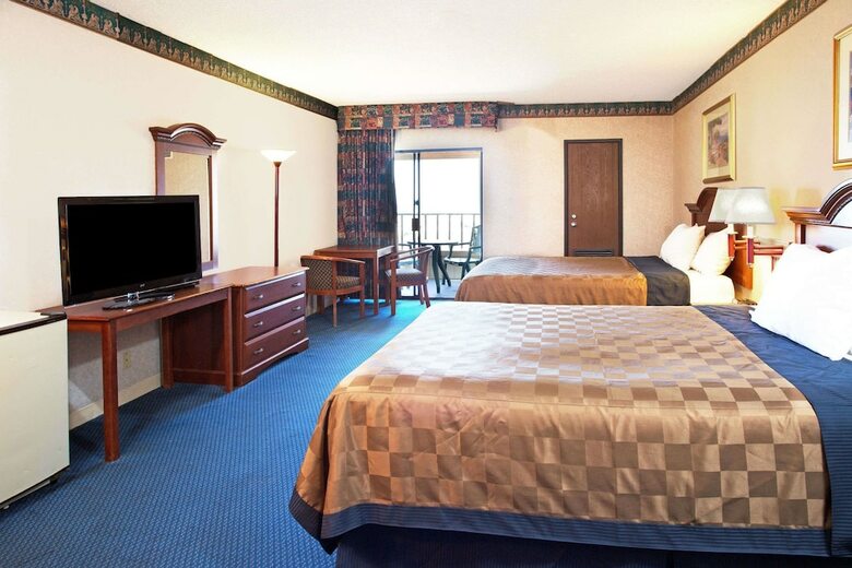 Hotel Travelodge By Wyndham Ocean Front