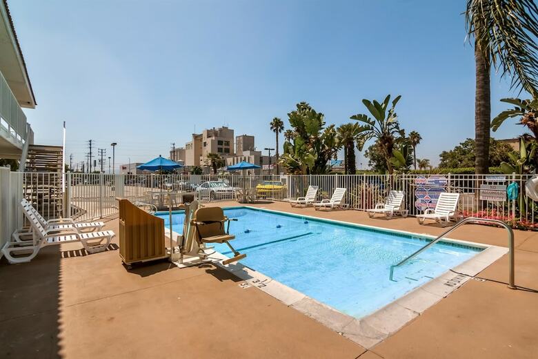 Motel 6 Los Angeles - Van Nuys/north Hills