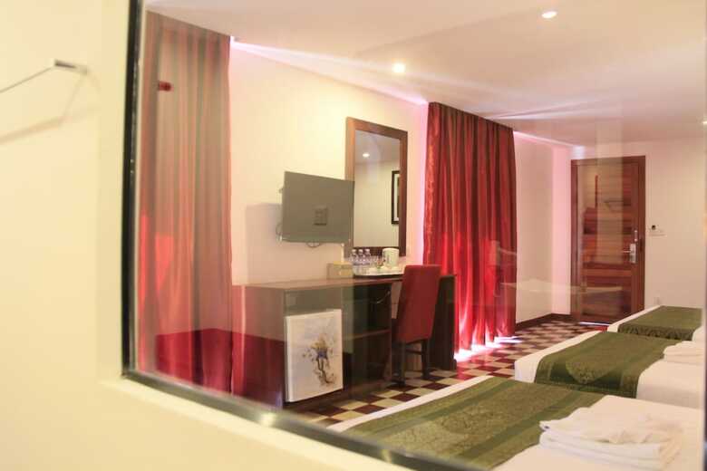 Mekong Angkor Deluxe Hotel