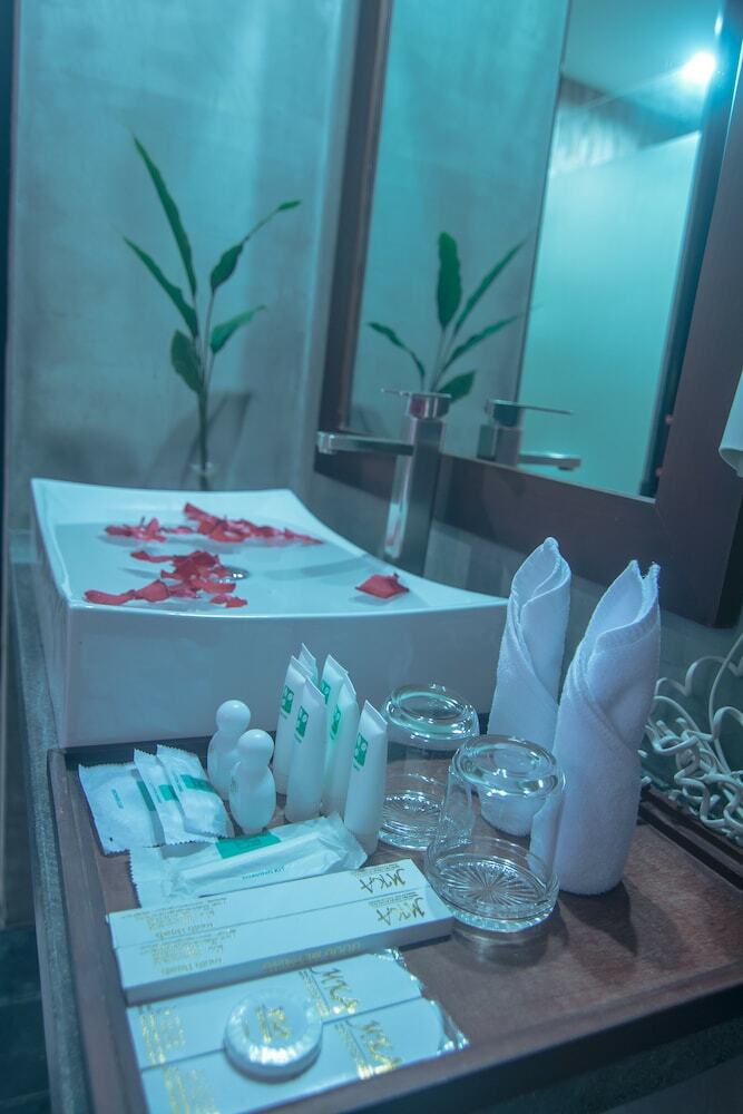 Mekong Angkor Deluxe Hotel