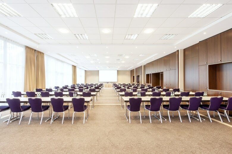 Hotel NH D�sseldorf City-nord