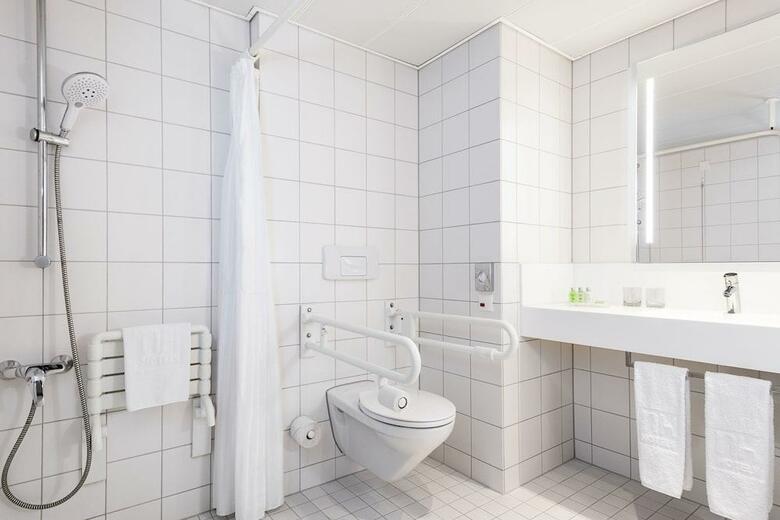 Hotel NH D�sseldorf City-nord