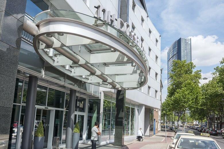 Hotel NH D�sseldorf City-nord