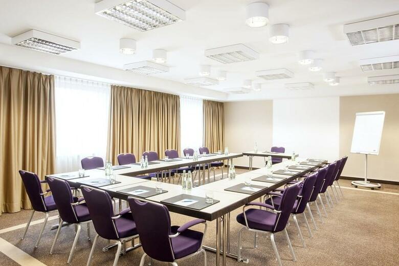 Hotel NH D�sseldorf City-nord
