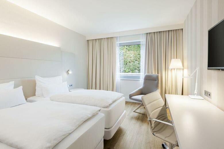 Hotel NH D�sseldorf City-nord