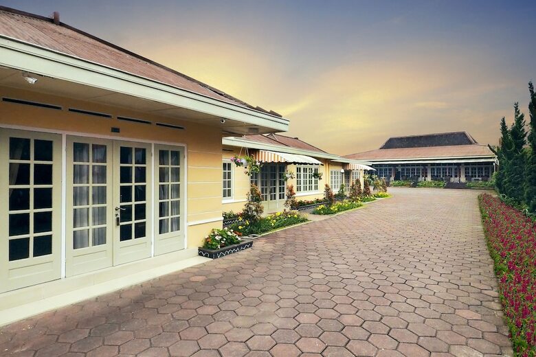 Hotel Indah Palace Tawangmangu