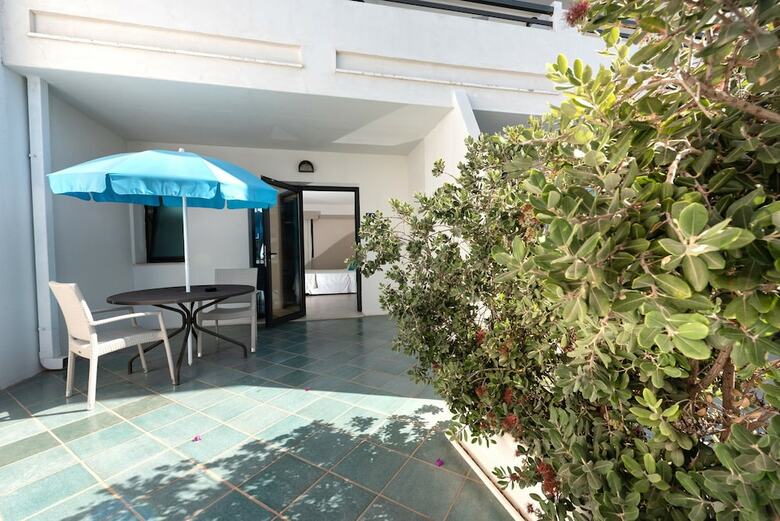 Posada Hotel Acacia Marina